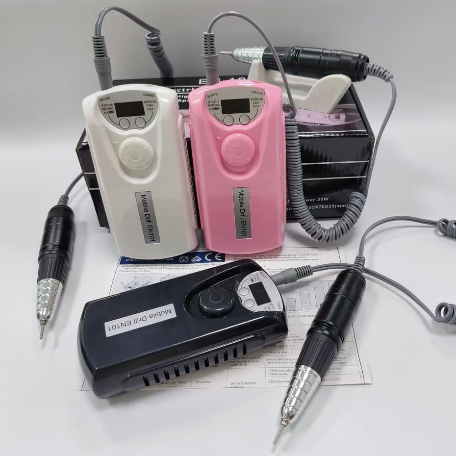 Electric nail polisher EN101comes with accessory grinding heads for nail art.